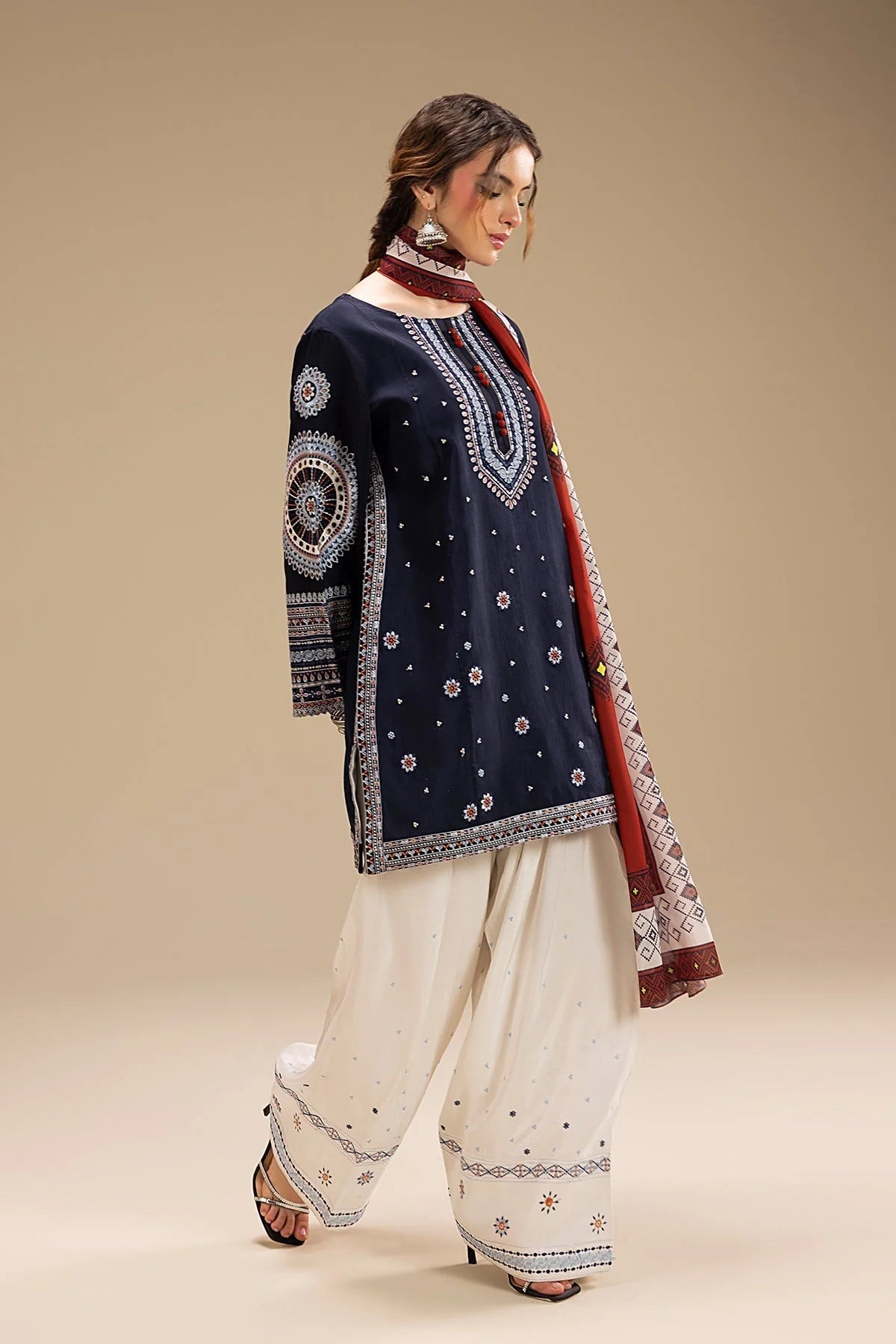 3PC Unstitched Dhanak Embroidered Shirt with Embroidered Dhanak Shawl and Trousers -AB125