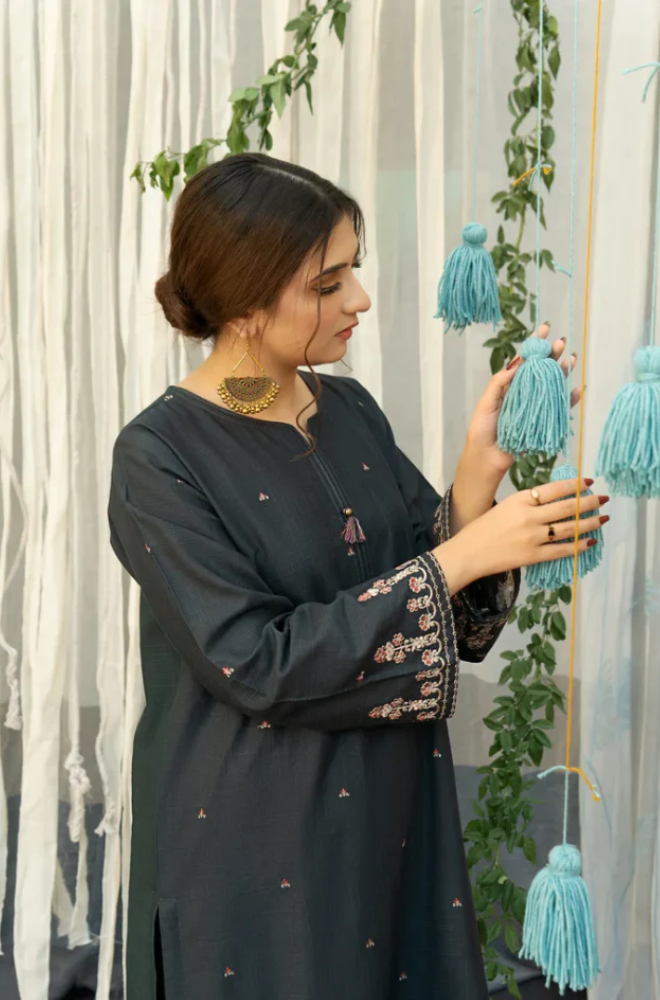 3PC Unstitched Dhanak Embroidered Shirt with Embroidered Dhanak Shawl and Trousers -AB116