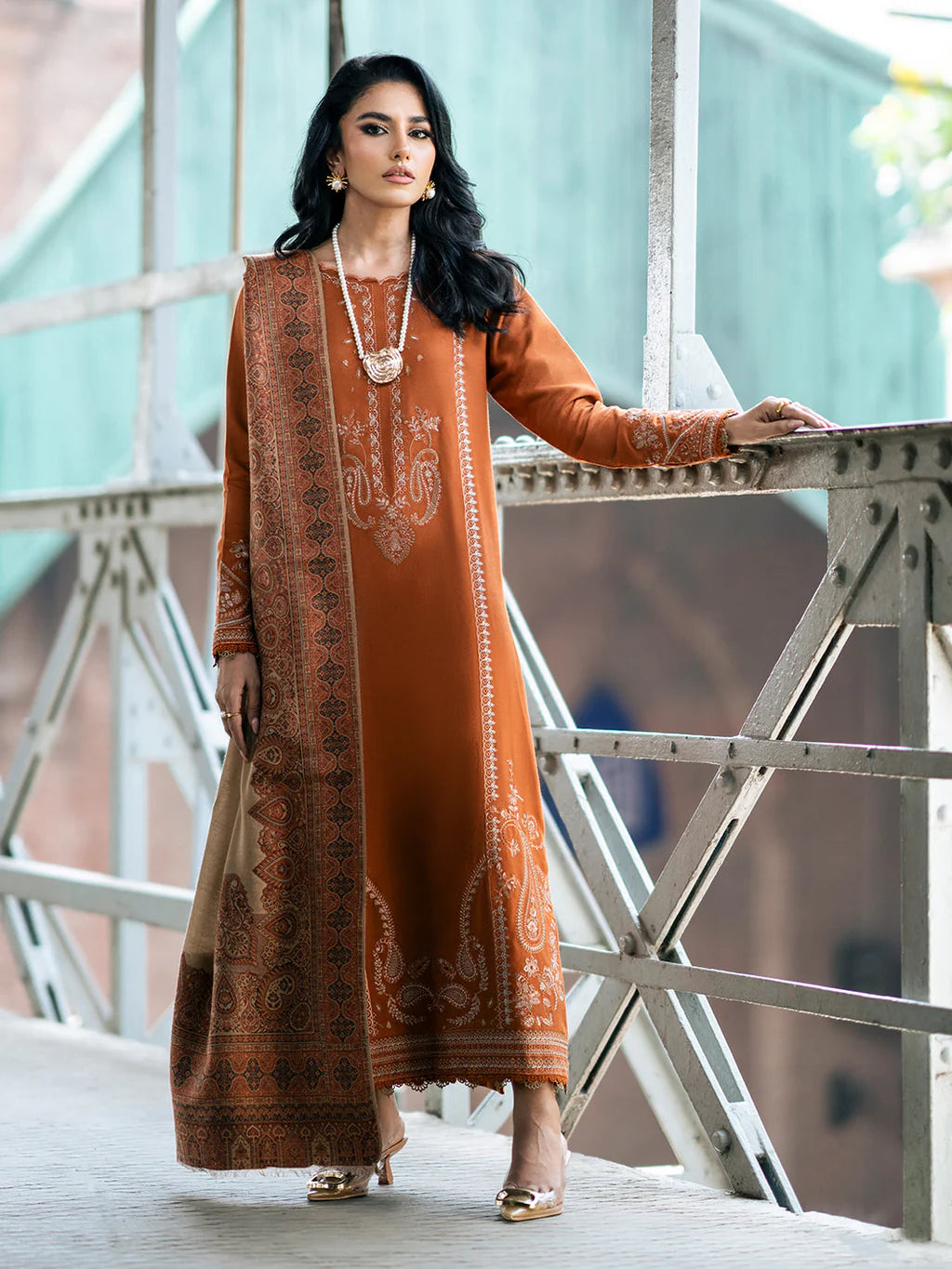 3 PC - EMBROIDERED DHANAK SUIT-AB165