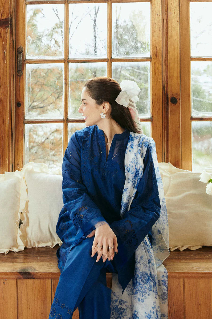 3PC-Embroidery Suit With Pashmina Shawl-AB-136