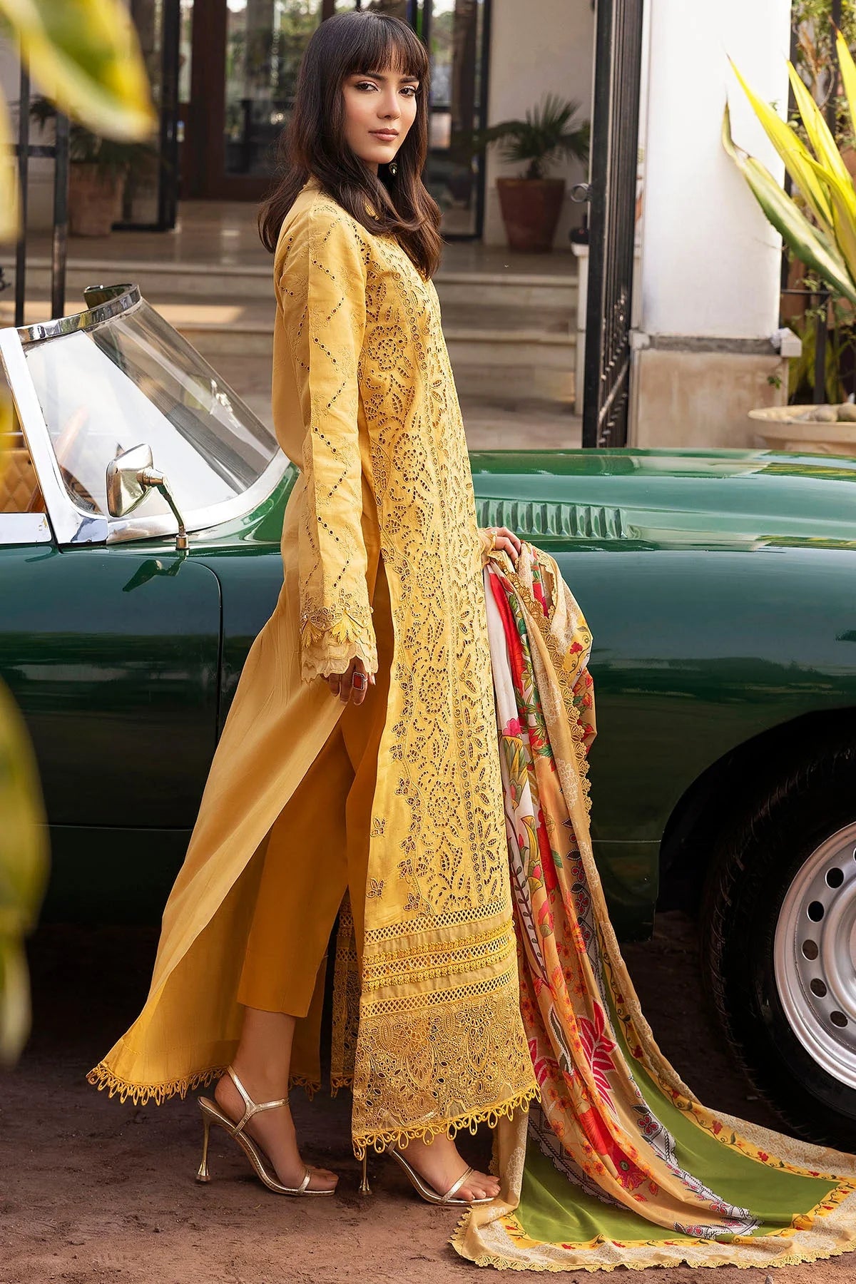 3PC-Embroidery Suit With Pashmina Shawl-AB-137