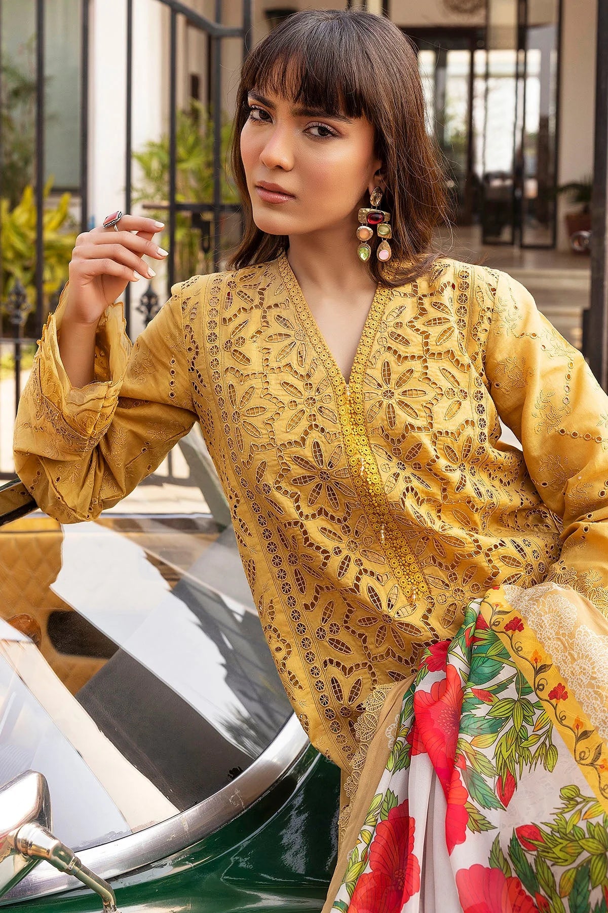 3PC-Embroidery Suit With Pashmina Shawl-AB-137